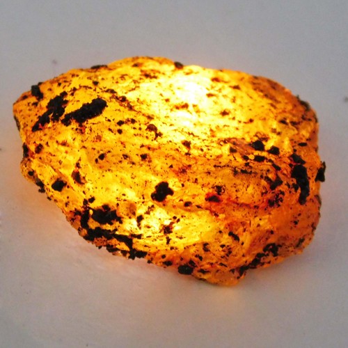 Natural yellow sapphire - sapphire, huge
