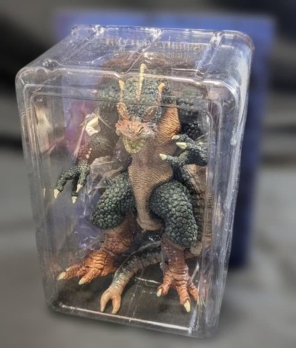Plus adult collectible ymir - collectible,
