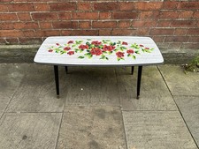 Coffee Table Grey White Roses