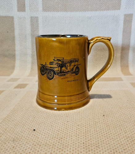 Large tankard rolls - a,