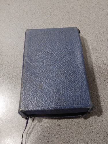 Holy bible pocket size - bible,