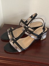 Lunar T bar mock black & beige