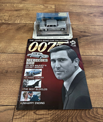 Corgi more 007 james - &,