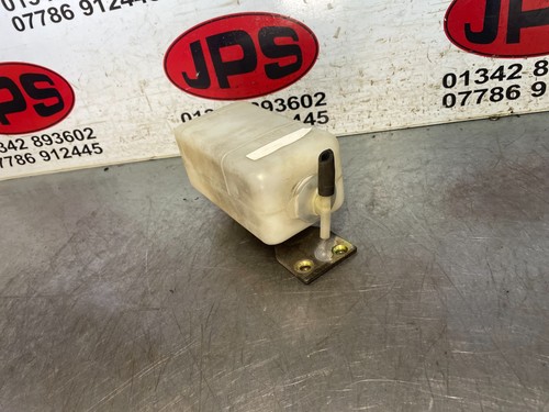 Plastic coolant expansion tank