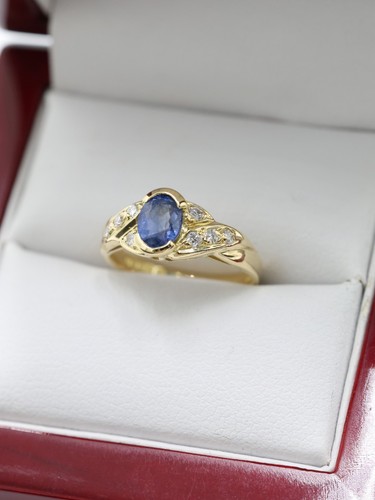 Sapphire diamond twist - diamond,