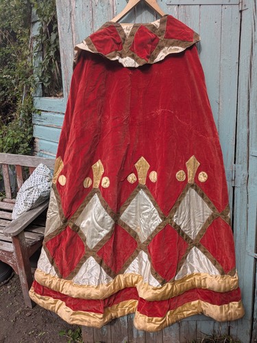 Edwardian 20th tudor cotton - 20th,