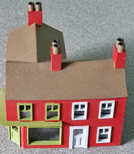 00 Gauge Vintage Property Corner Shop