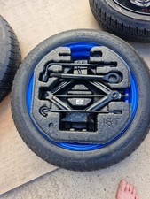 KIA STONIC HYUNDAI I20 space