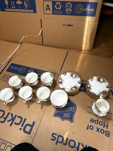 Royal albert celebration bone - royal,