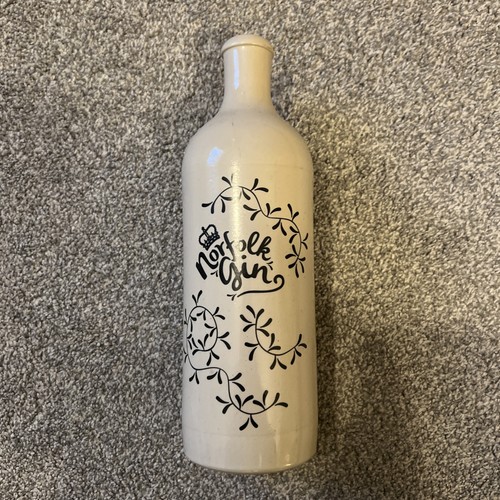 Empty norfolk gin - norfolk, bottle