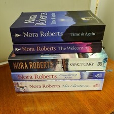 Nora Roberts Books Bundle: 5 books, assorted stories. Mills & Boon 