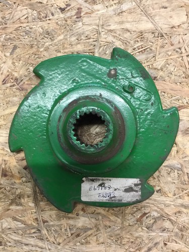 John deere e69183 genuine hub - e69183,