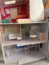 Dolls House