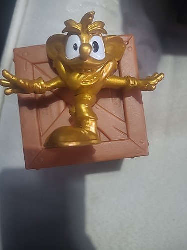 Smash box gold crash bandicoot - box,