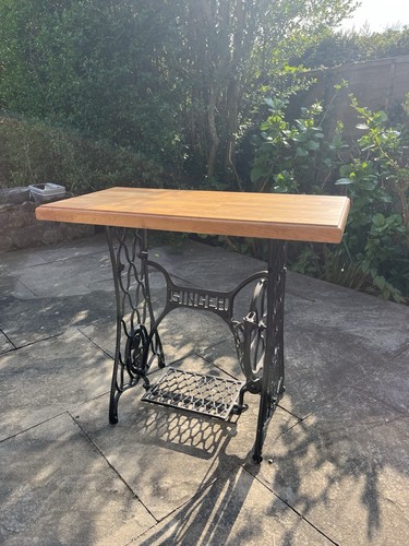 Singer sewing table - sewing,