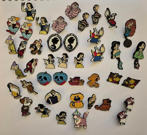 Disney metal collectors - disney, badges