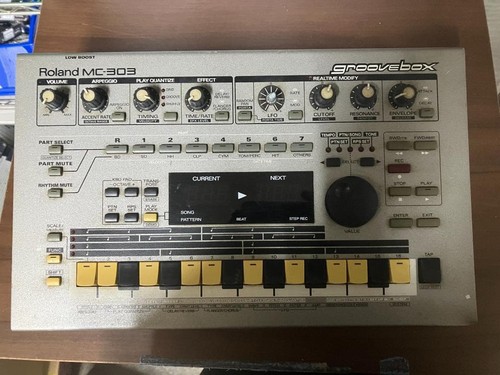Roland 303 sequencer - roland, mc-303