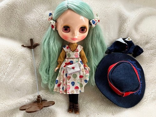 Neo blythe float away - neo,