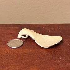 RDLC Traditional 1:9 Model Horse Scale ENGLISH SADDLE TREE ~ Cast in Beige Resin