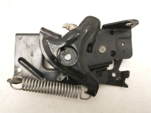 Bmw series bonnet - 3, latch