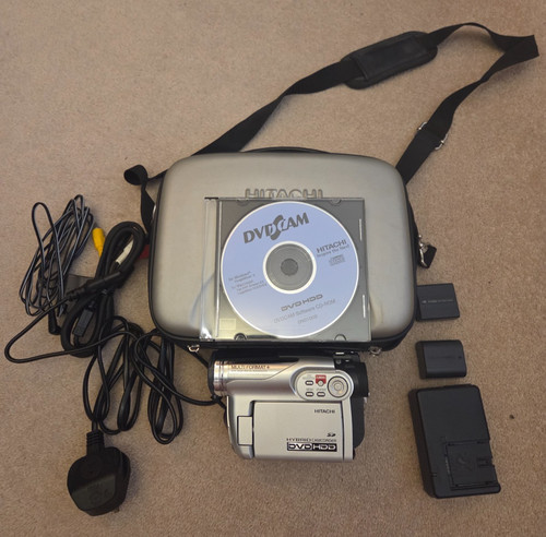 Hitachi hs300e camcorder - dz-hs300e,