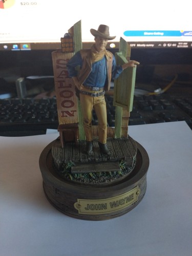 John wayne sculpture saloon - john,