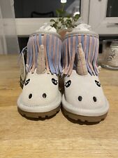 Beautiful - Unicorn Kids Boots- size infant 6/7 - UGG -EVERAU -Sheepskin & Suede