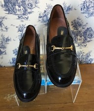 Russell bromley brewster - russell,