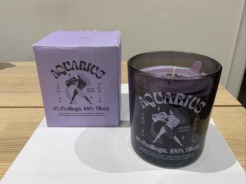 Typo aquarius starsign candle - aquarius,