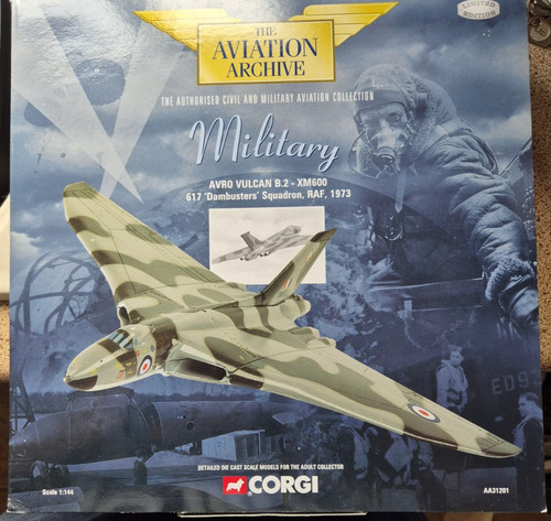 Corgi aviation aa31201 avro - corgi,