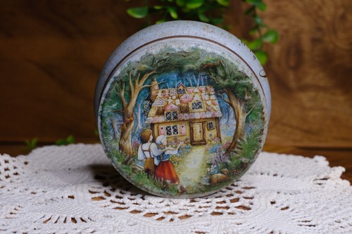Churchill hansel gretel - churchill's,