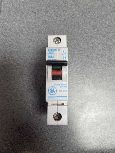 General electric amp type - 32, b