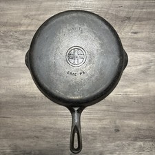 Vintage GRISWOLD Cast Iron