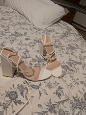 Womens Pretty Little Thing