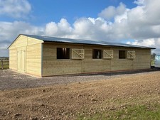 American Barn 8 Stable Block /