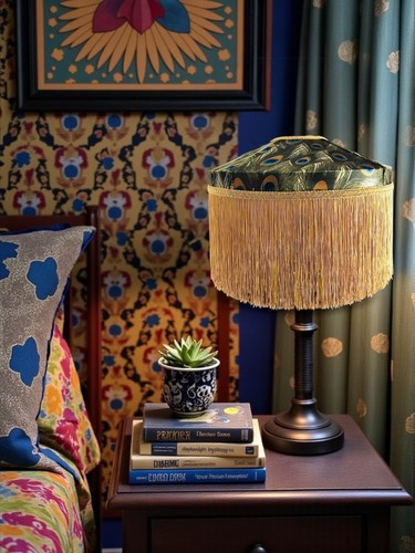 Proud peacock feathers - , tiffany