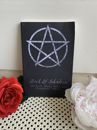 Book shadows 150 spells - -,