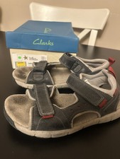 Clark’s Boys Leather Sandals Size 2G