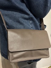 CLARKS -QUALITY  PEBBLED LEATHER-CROSS BODY BAG IN TAUPE - NEW !