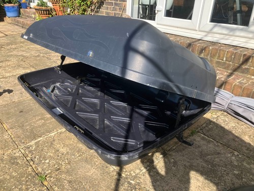 Halfords 360l roofbox - halfords,