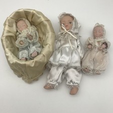 3 x Small Vintage Bisque