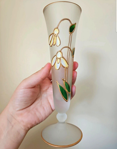 Frosted glass vase - vase, rim
