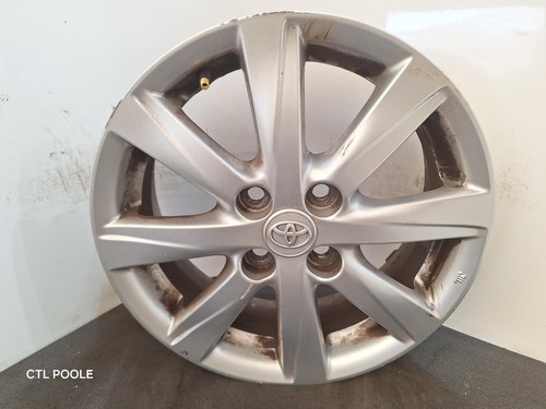 2012 toyota yaris - toyota,