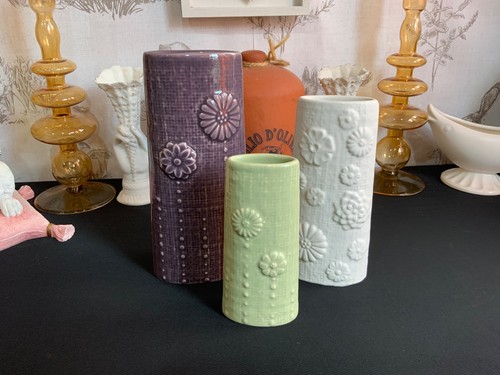 Set next bud vases - of,