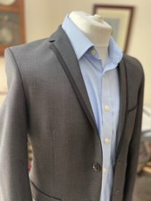 Red Herring Mens Grey Suit -