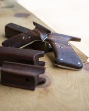 Hirdhawks Walnut Grips