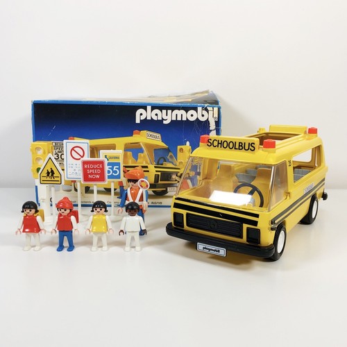 Playmobil 3170 school bus set - school,