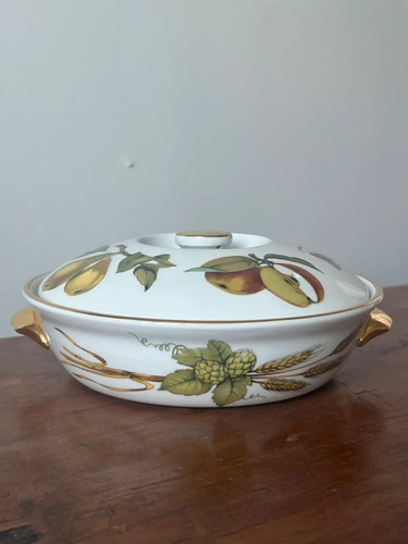 Royal worcester evesham gold - evesham,