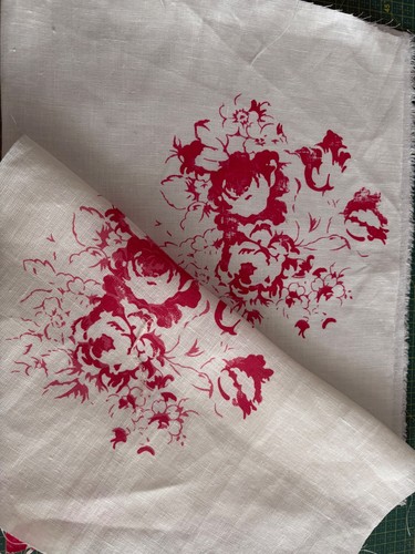 Cabbages and roses hatley - cabbages,