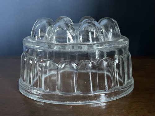 Vintage small oval glass - small, jelly